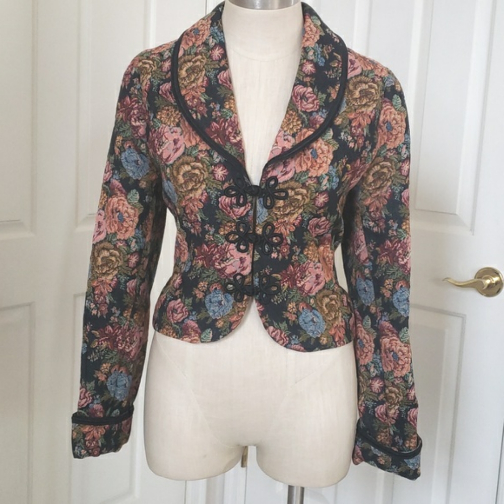 Vintage 80s Tapestry Black Floral Blazer Jacket Cottagecore Grandmacore | SIZE 6 - Picture 4 of 15